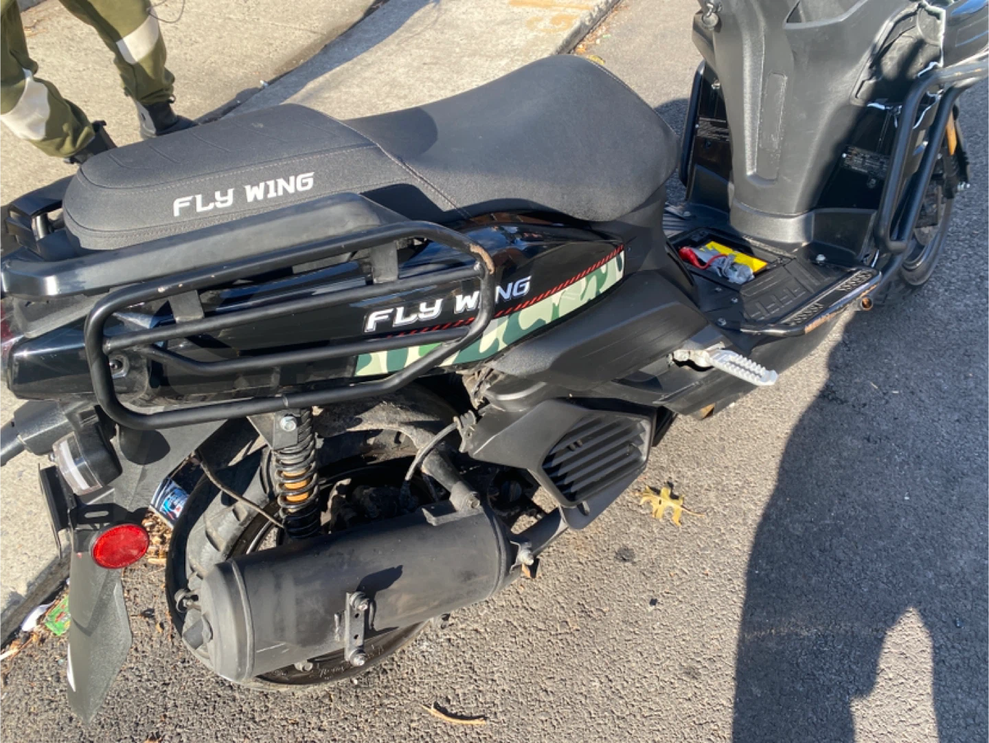 Tank Fly Wing 150 Scooter - Black - photo 5