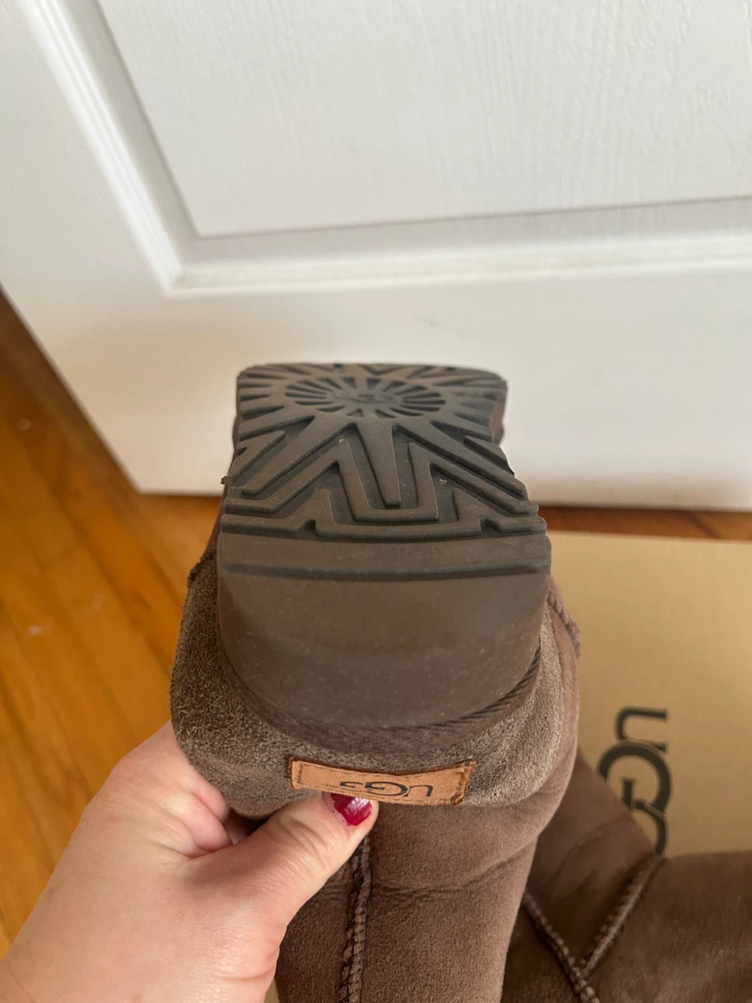 UGG Classic Short II Boots - Size 8 - photo 5