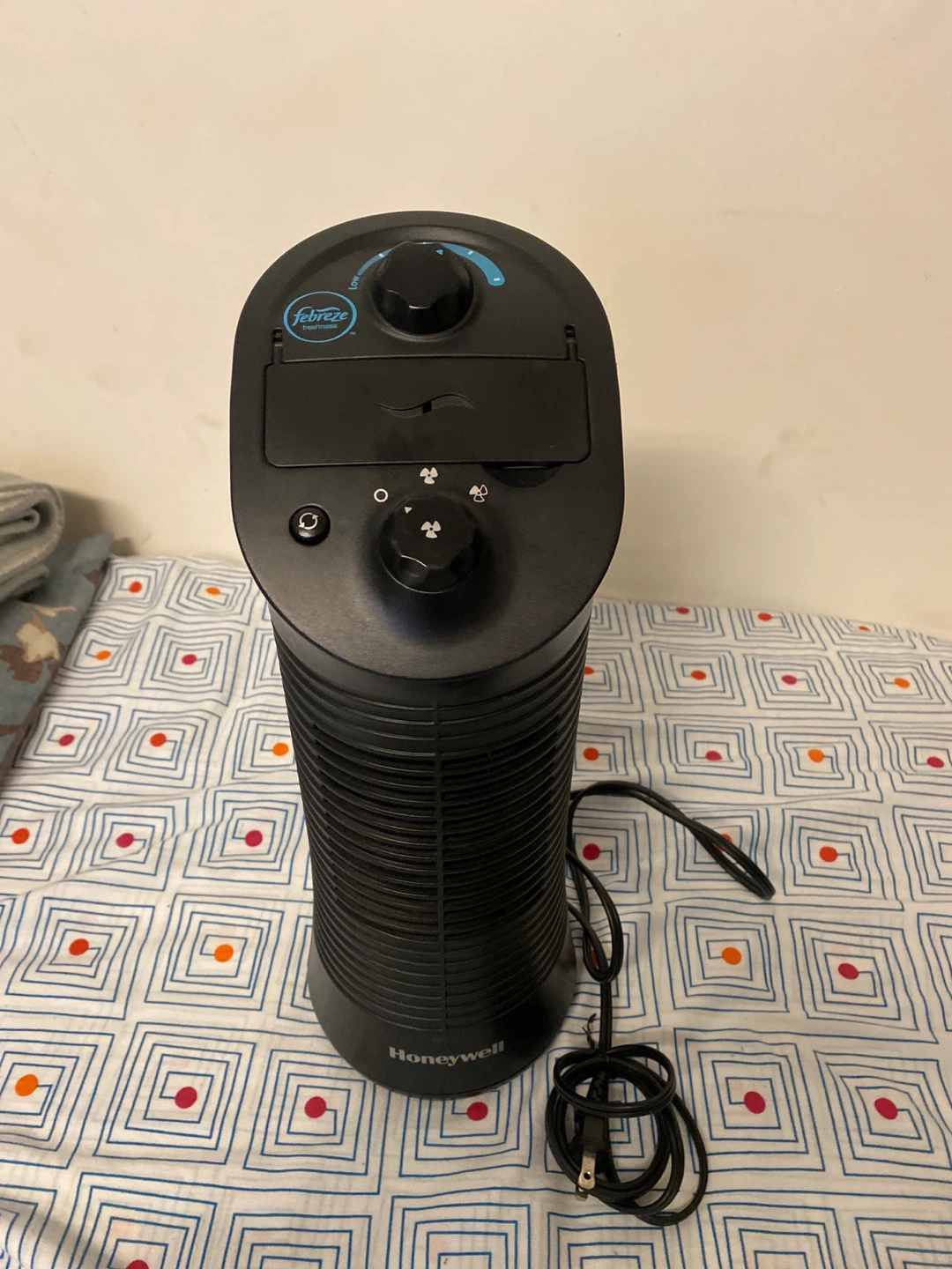 Honeywell Air Purifier with Febreze Filter - photo 3