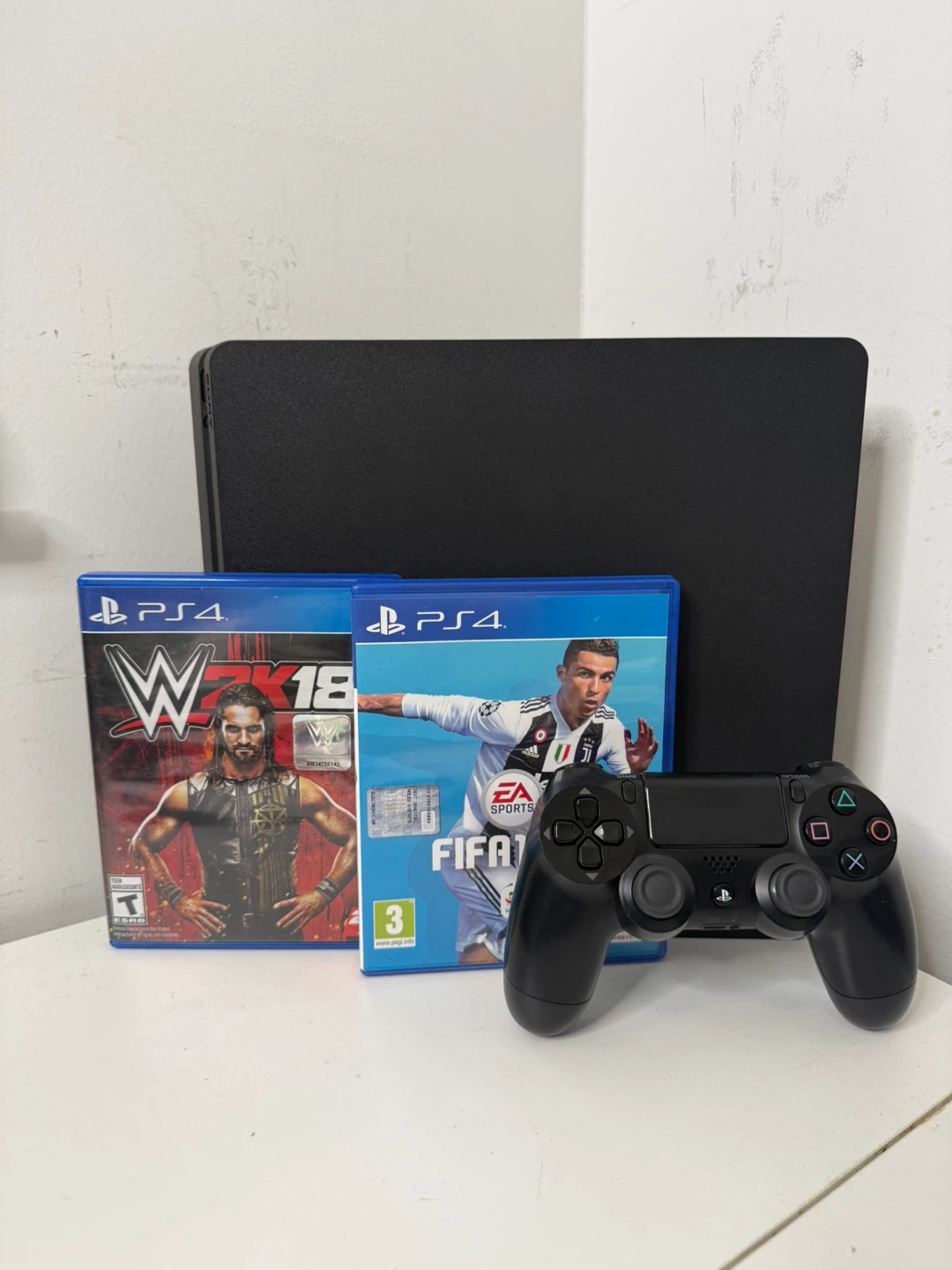 PlayStation 4 1Tb MINT