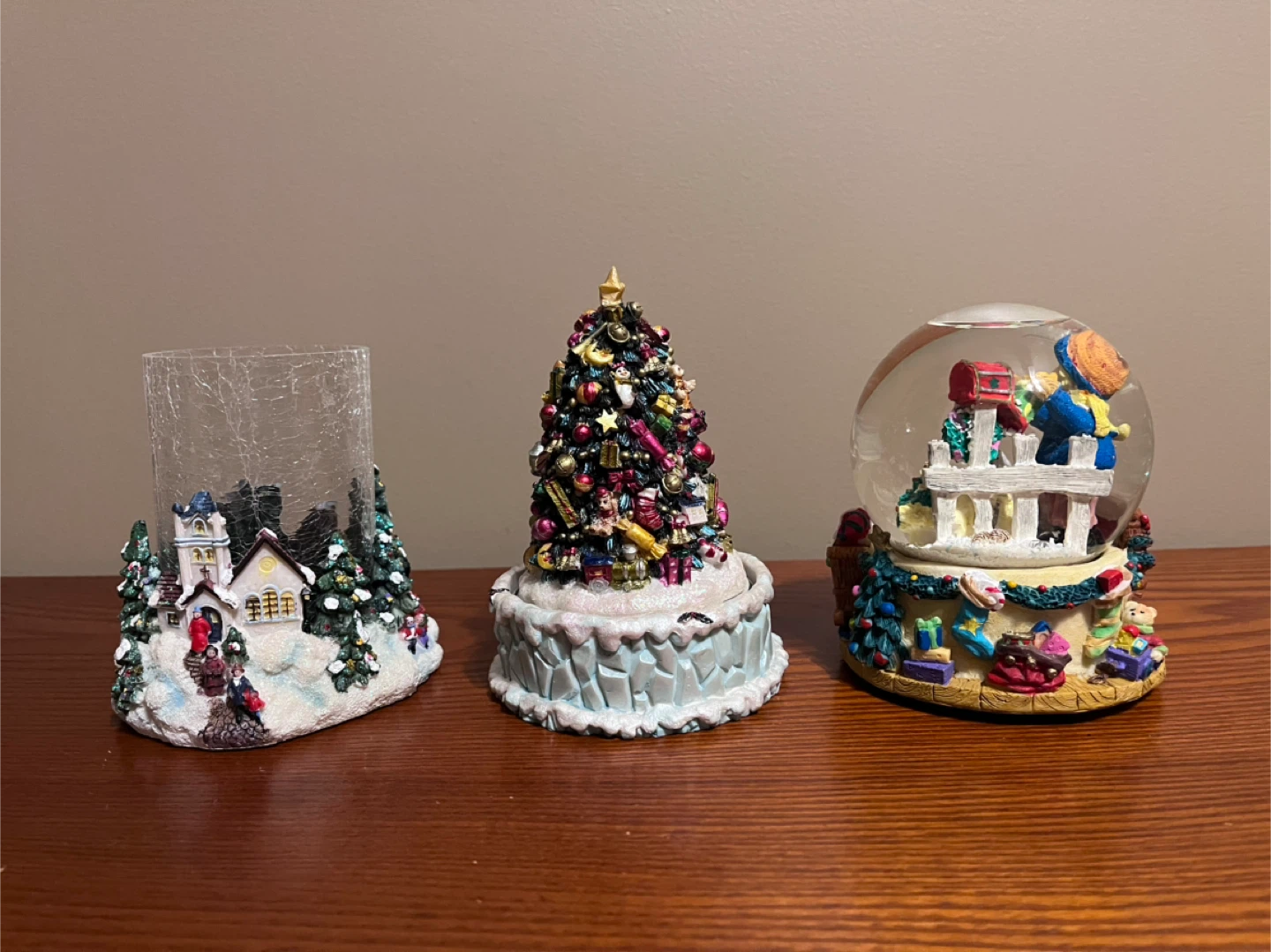 VINTAGE HOLIDAY/CHRISTMAS DECORATIONS - photo 2