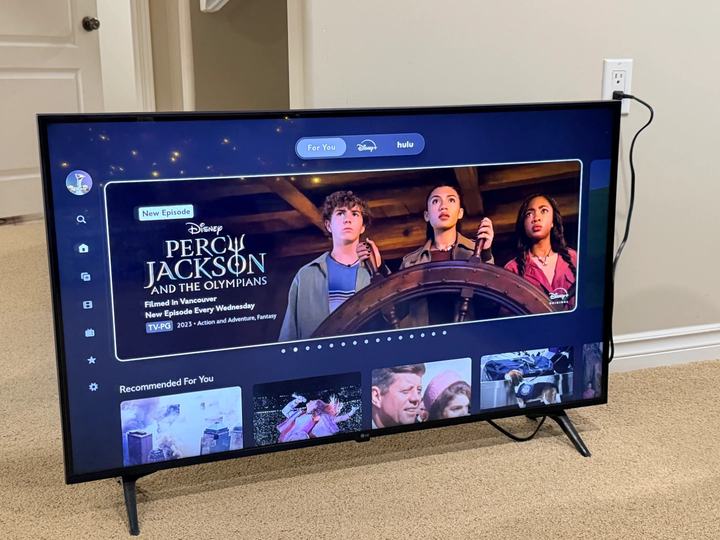📺 LG 43” Smart TV – Excellent Condition - photo 3
