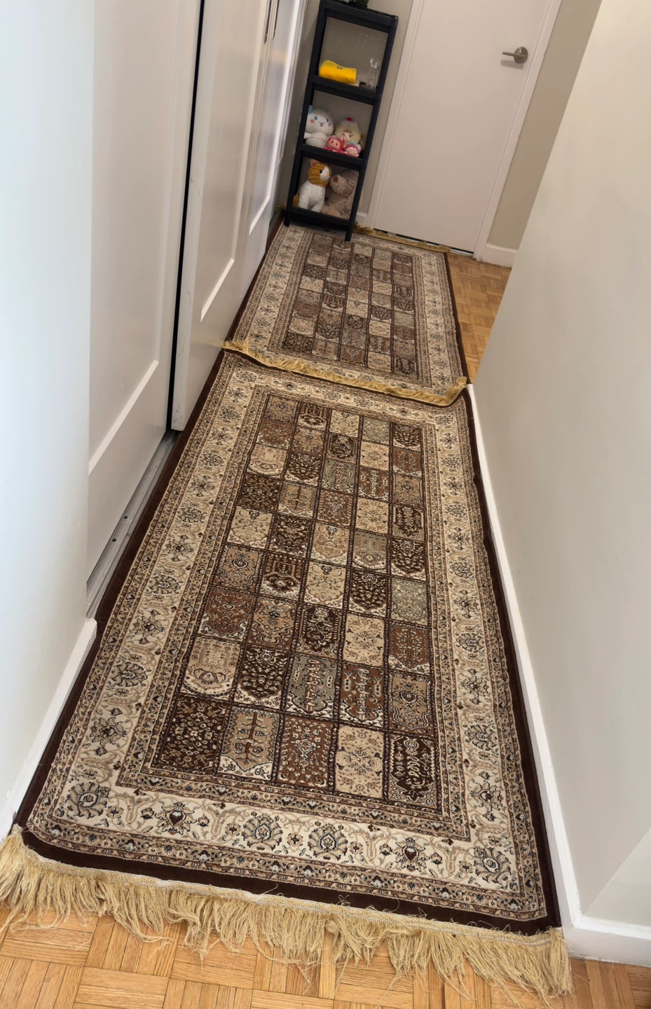 Brown Patterned Rug Set