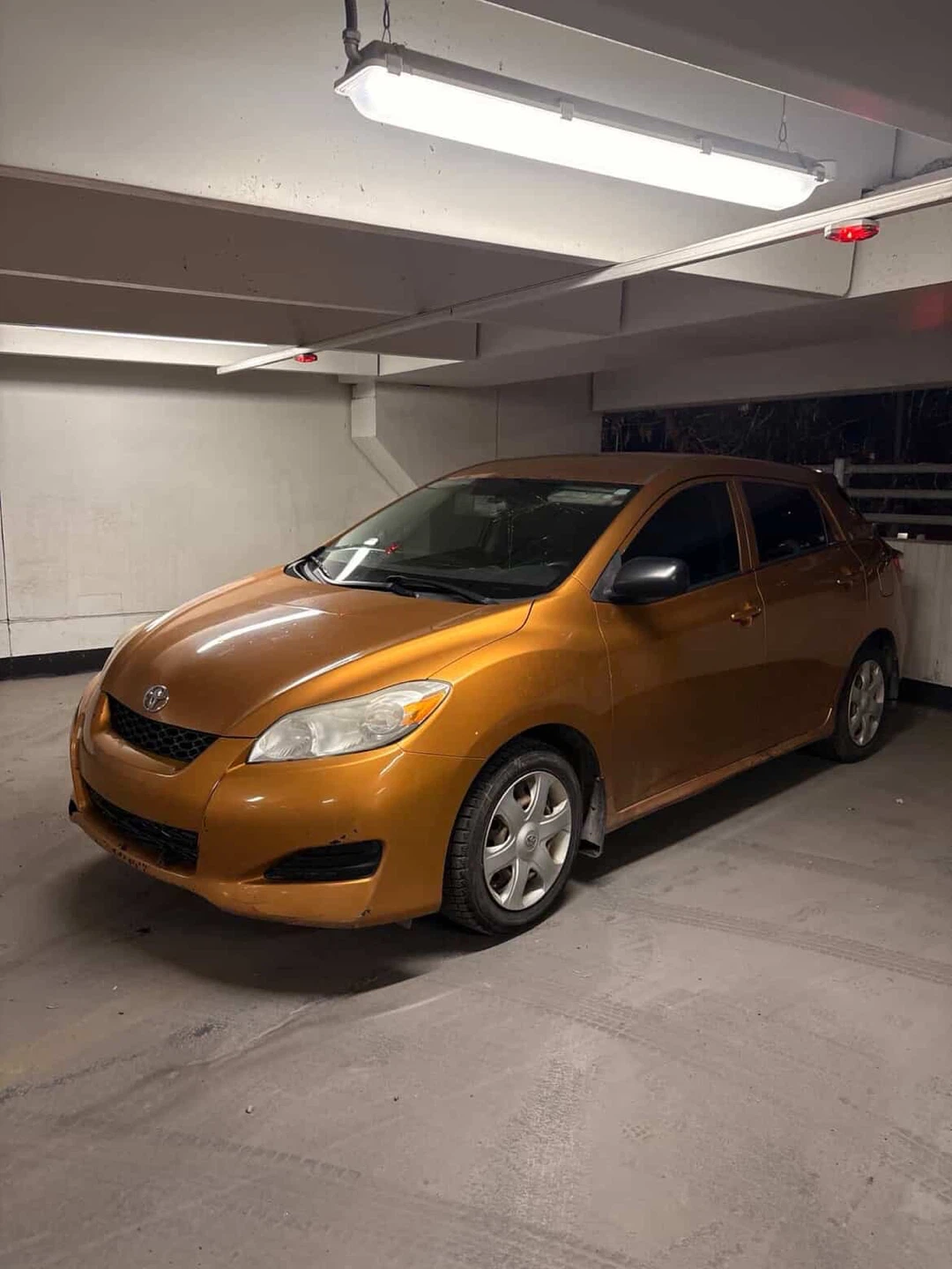 Toyota Matrix - Gold - photo 3
