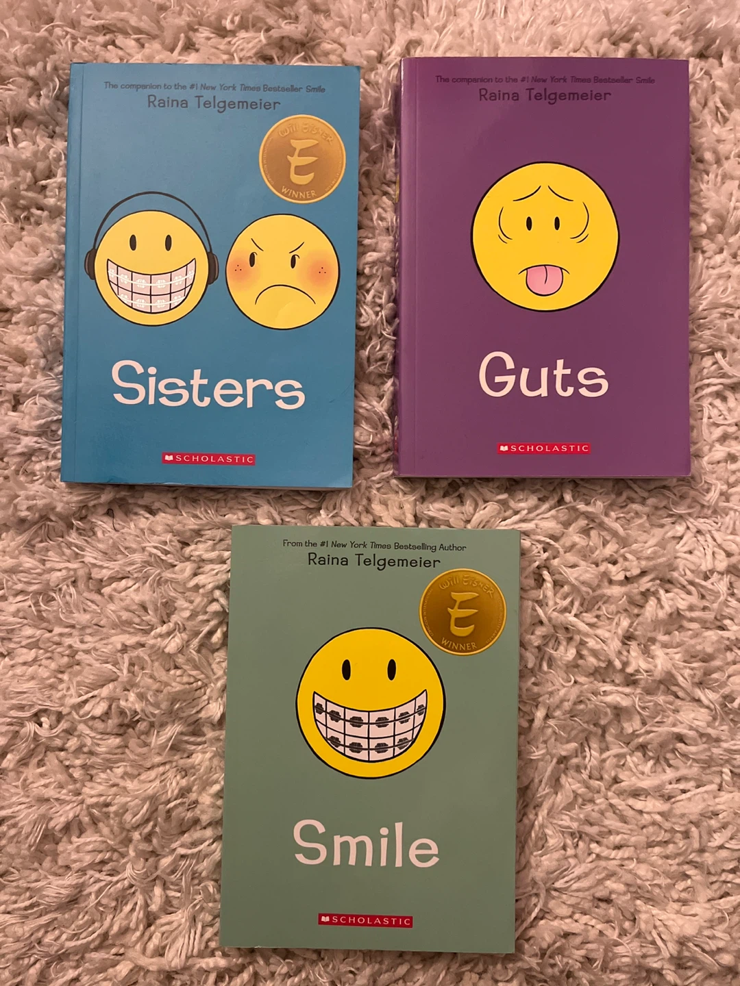 Raina Telgemeier Smile, Sisters, Guts Book Set