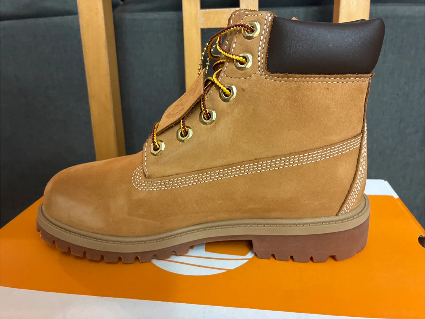 New Timberland Premium 6" Waterproof Boots Size M5 W6.5 - photo 2
