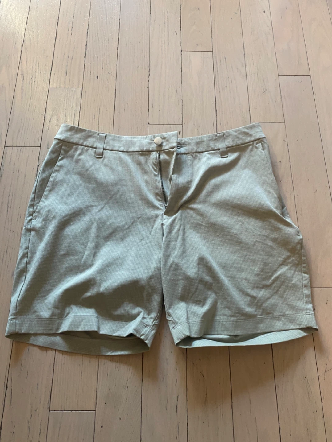 Lululemon Shorts Size 32