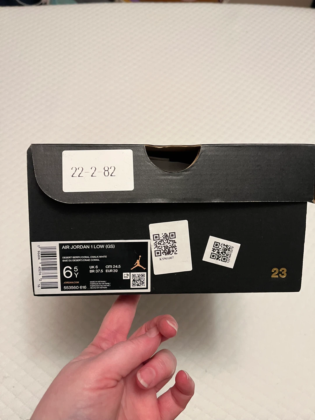Nike Air Jordan 1 Low (GS) Pink/White - Size 6.5Y - photo 2