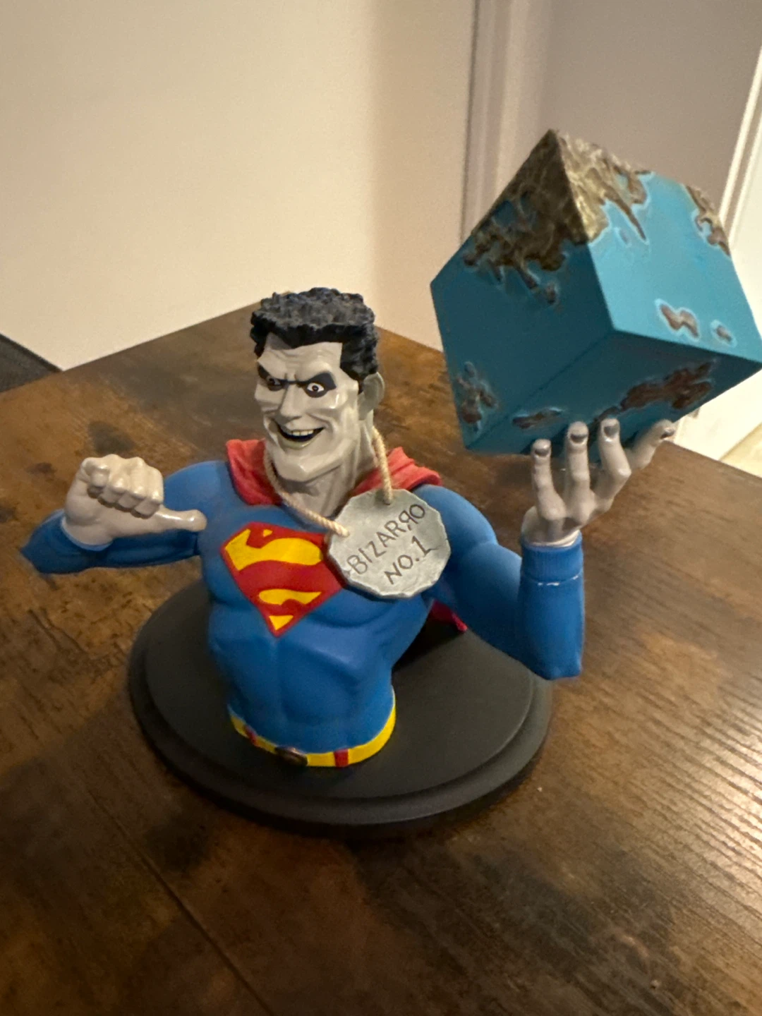DC Direct Classic Bizarro Mini-Bust #27/1300 - photo 2