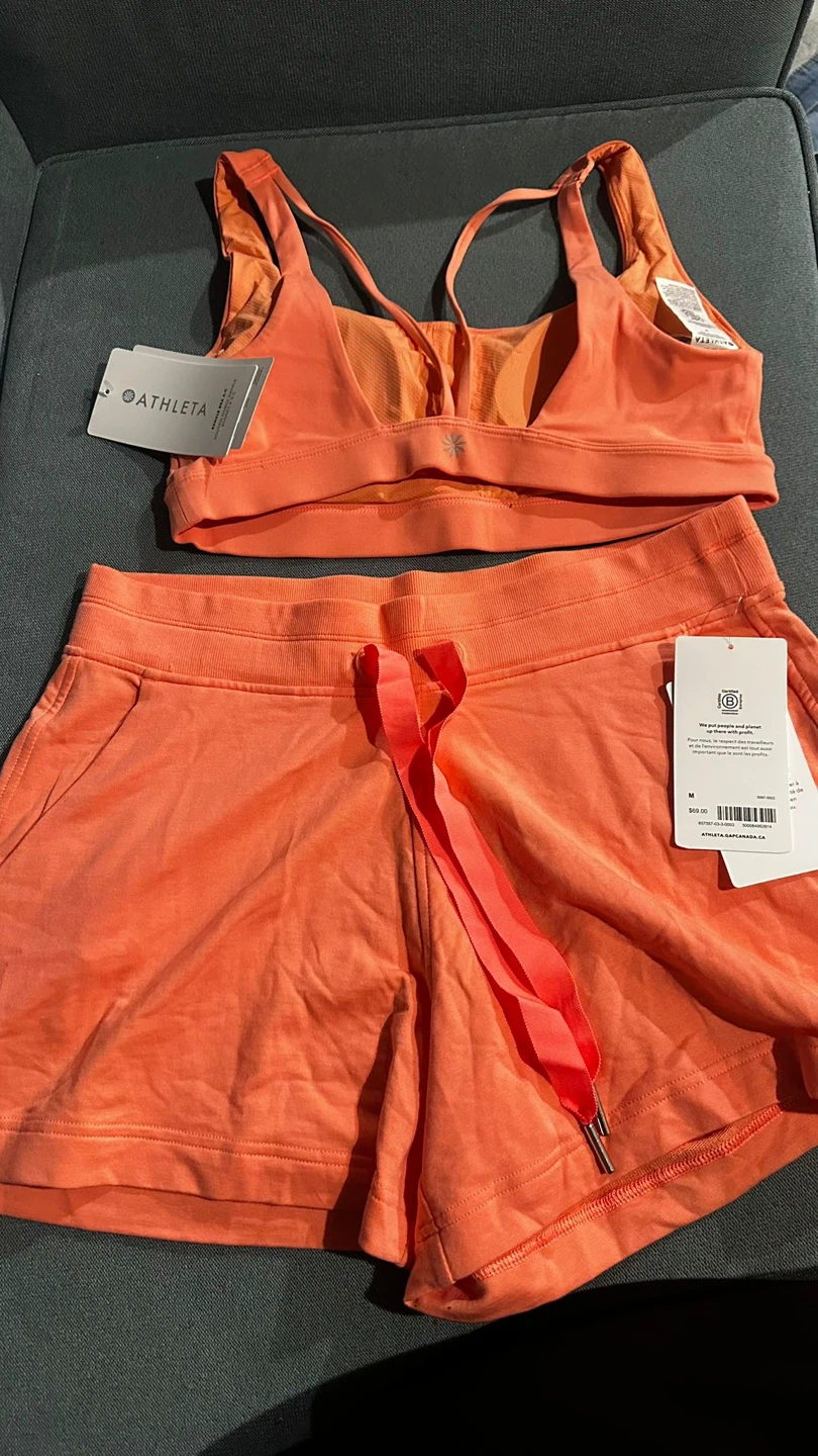 New Athleta Set: Bra & Shorts - Size M - photo 2