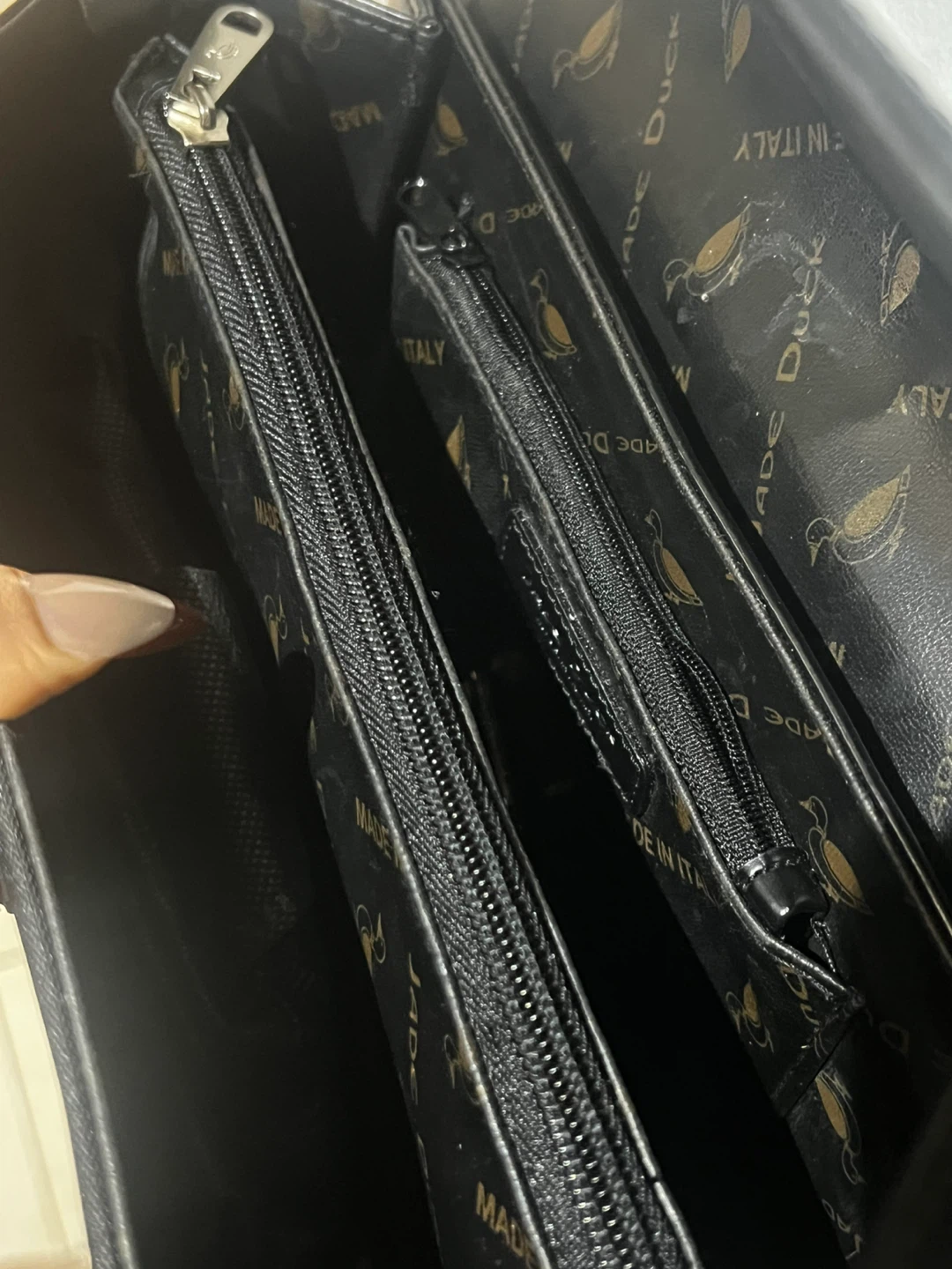 Jade Duck Black Shoulder Bag - photo 5