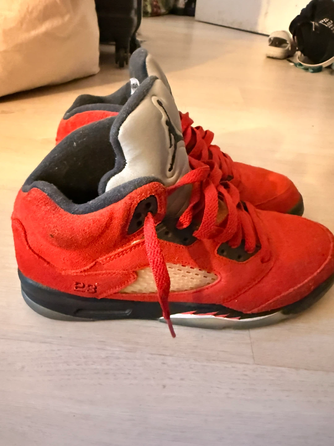 Air Jordan 5 Retro Raging Bull Red Suede - photo 2