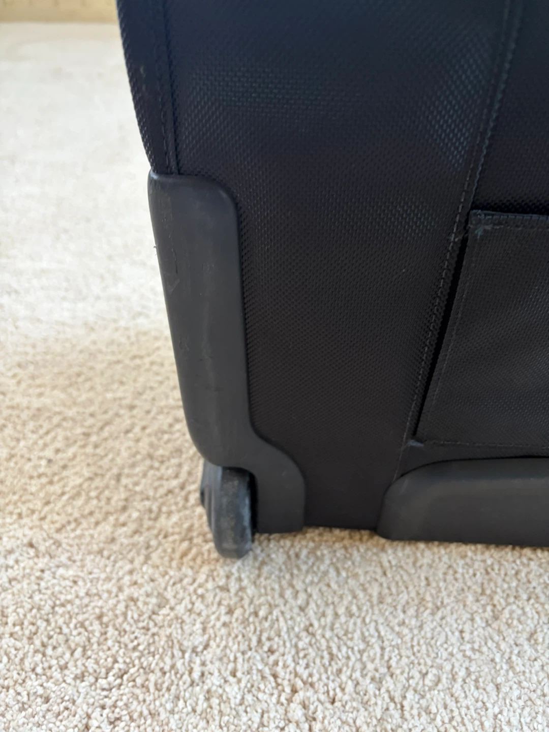 Original TUMI Alpha 2 Compact Rolling Business Case - photo 5