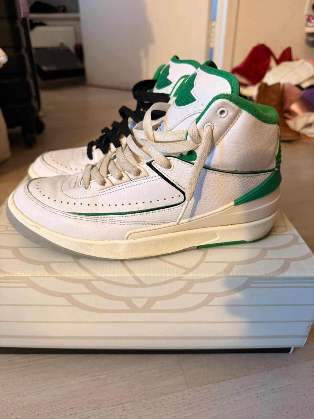 Air Jordan 2 Retro White/Green Size 7.5y - photo 4