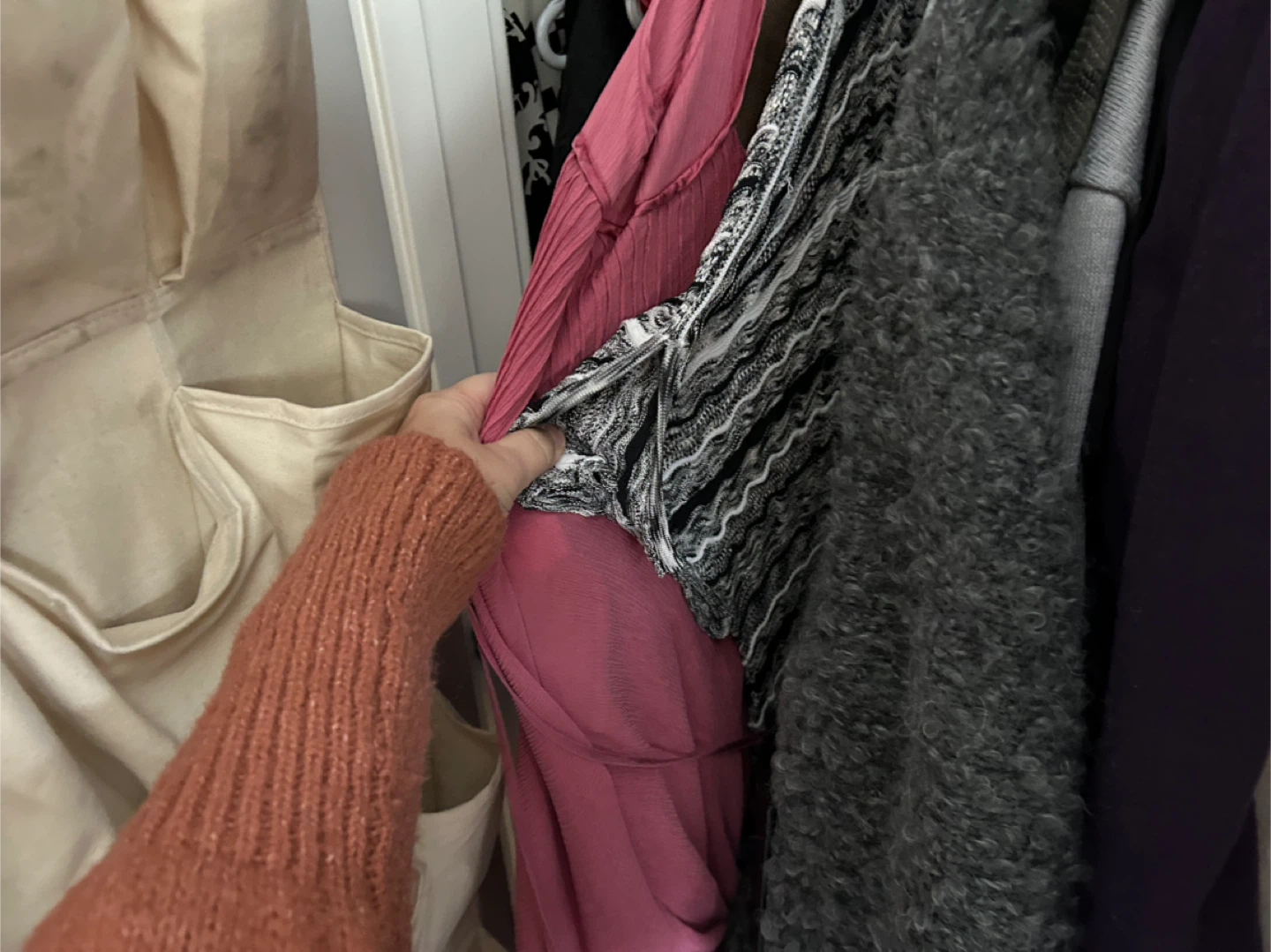 5 closets  for sale xl and large ladies - photo 5