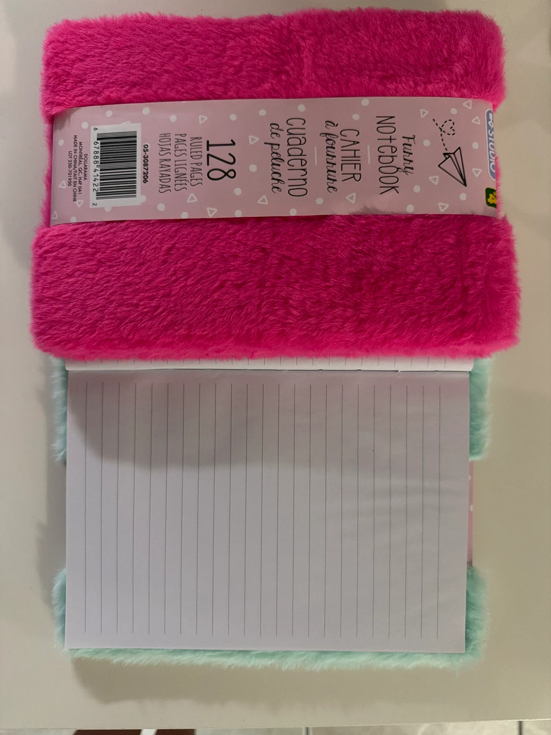 Studio $4 Furry Notebook 🏆 - photo 3