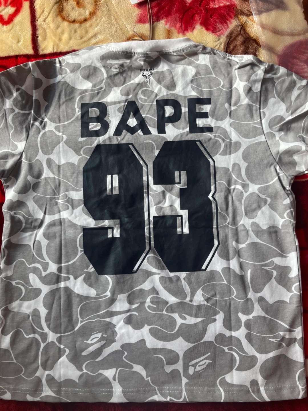 BAPE x Inter Miami CF Camo Tee - photo 2
