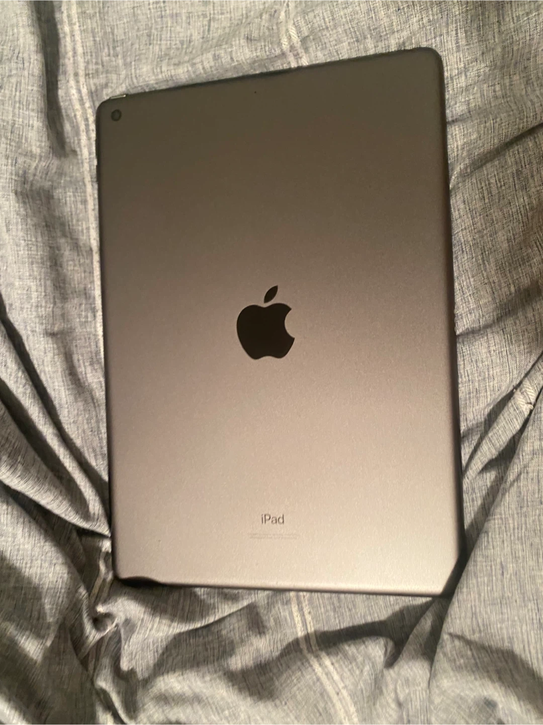 iPad 9th Gen 64GB + Apple Pencil | Excellent | Must Sell Fast - photo 2