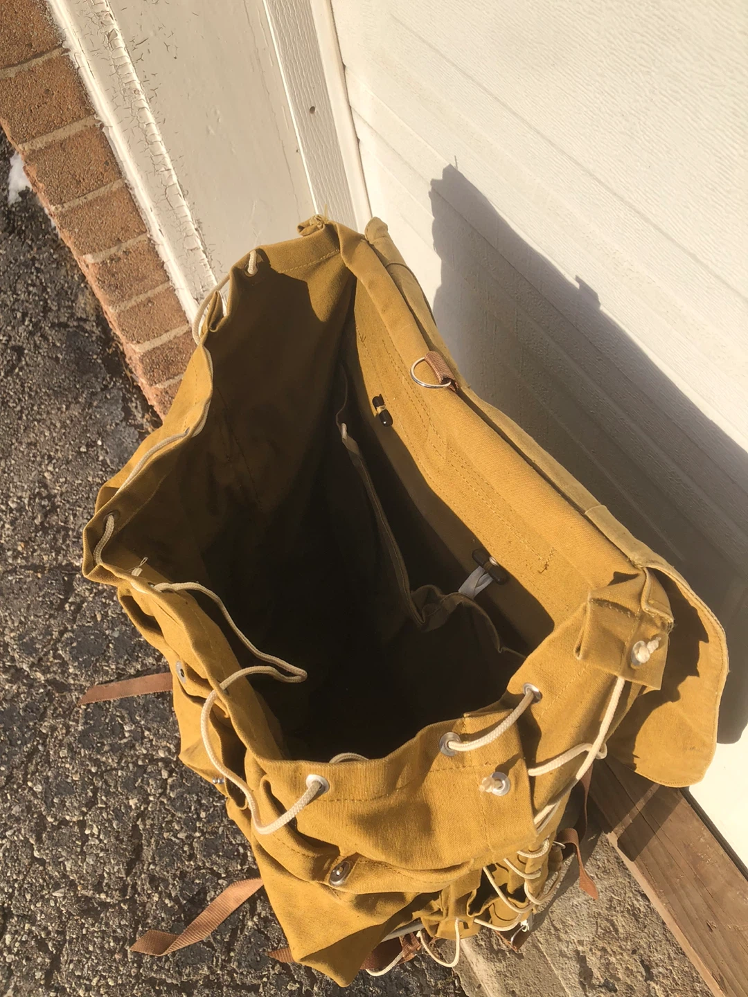 Vintage Canvas Backpack - photo 2