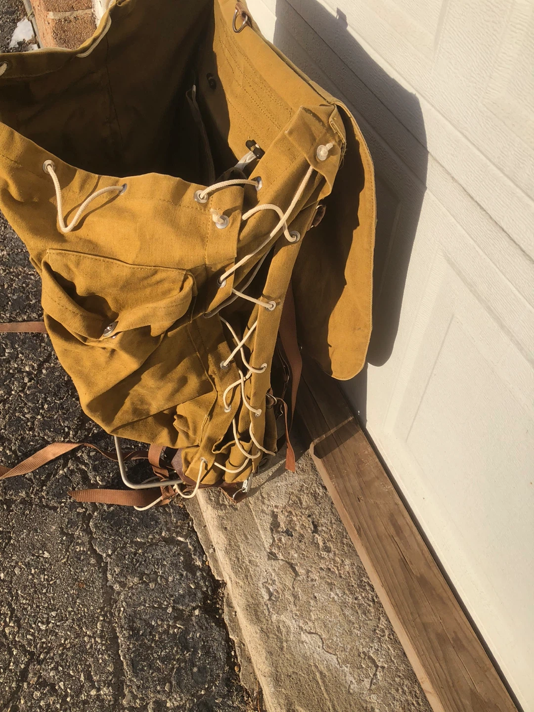 Vintage Canvas Backpack - photo 3