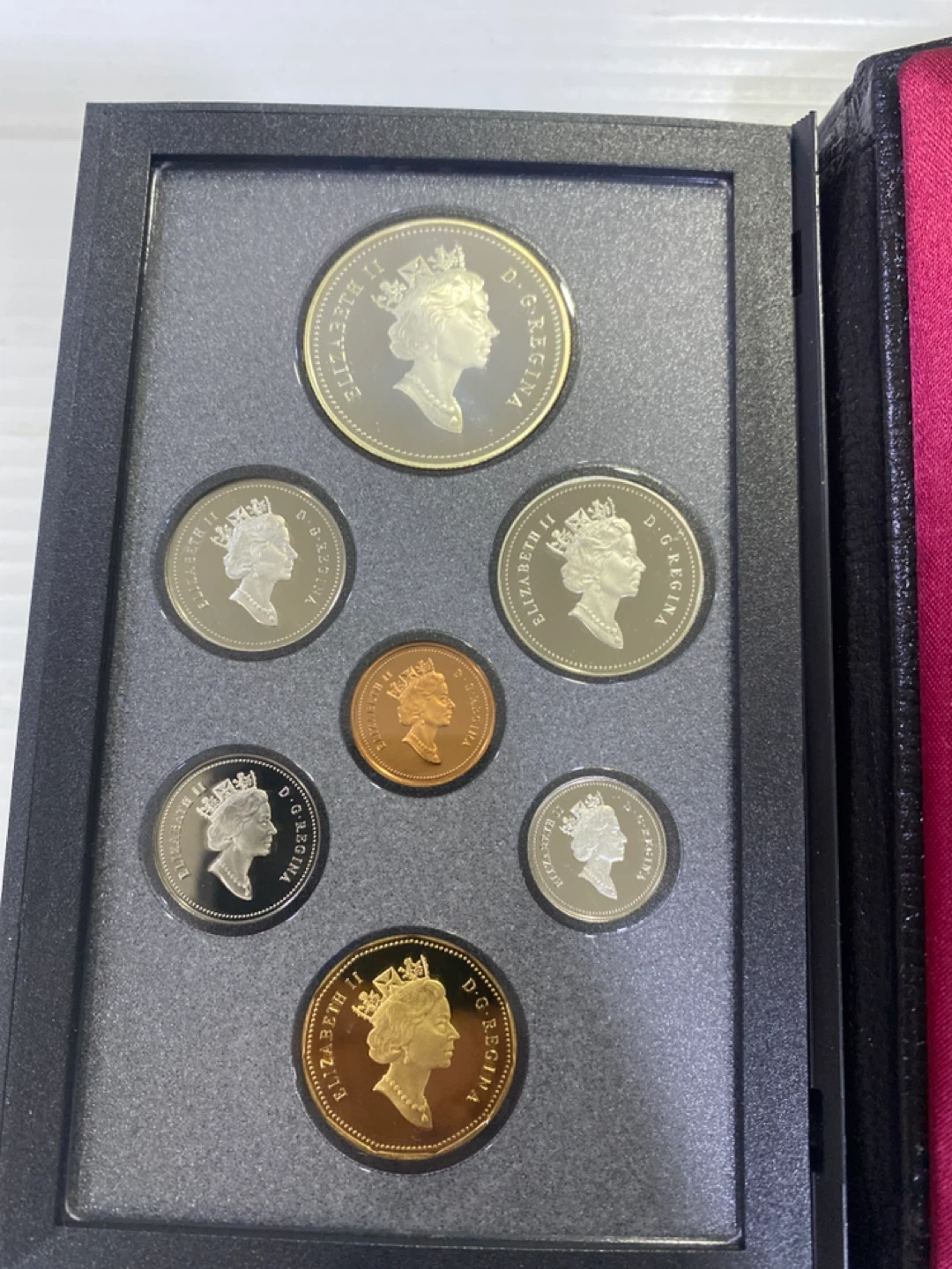 1992 Royal Canadian Mint Coin Set - photo 4
