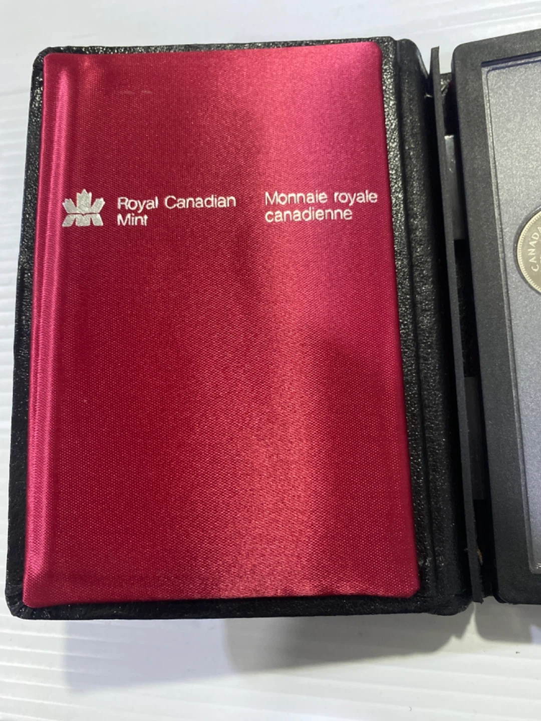 Royal Canadian Mint 1984 Coin Set - photo 5