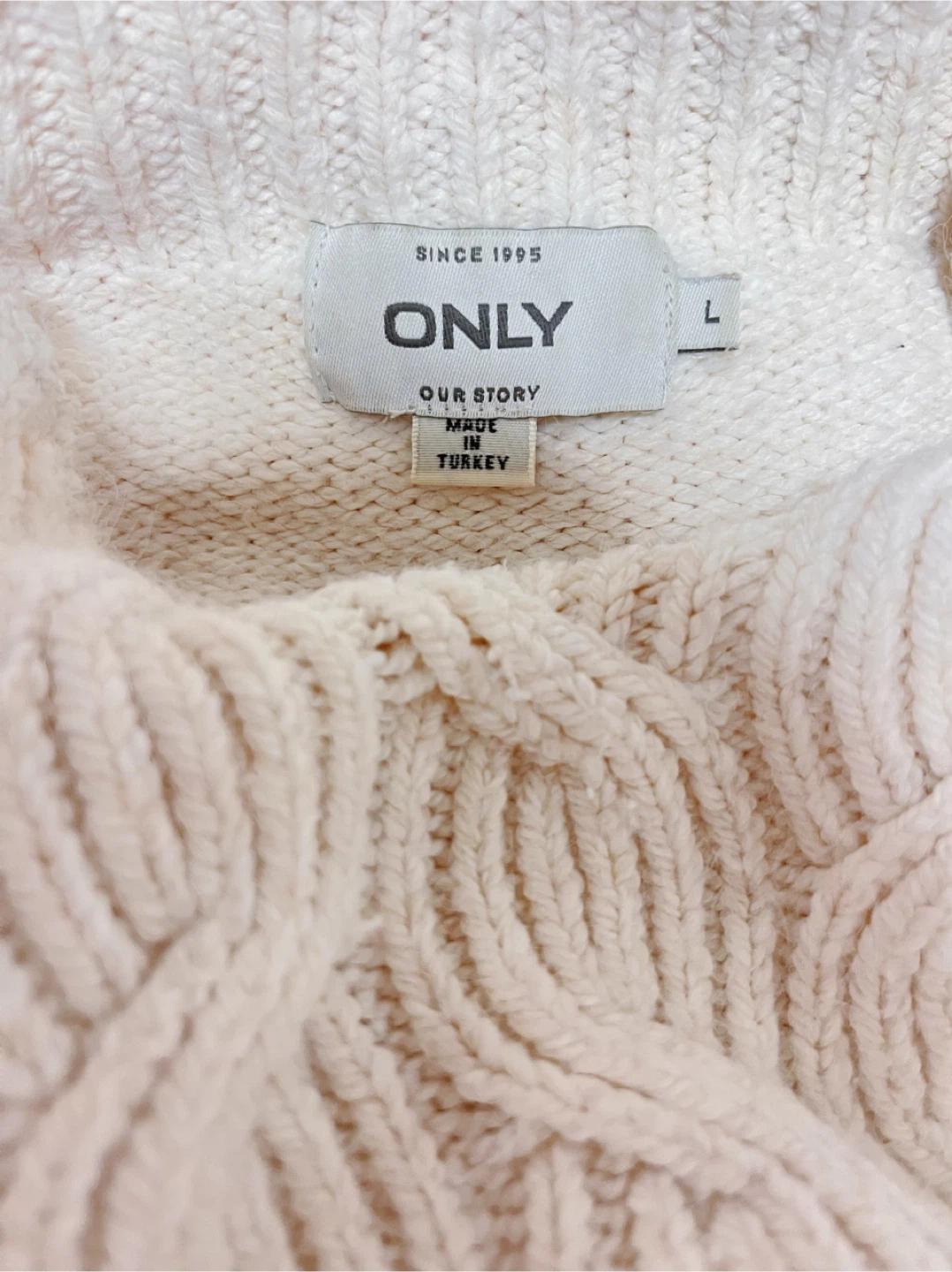 Women’s American Eagle Striped & ONLY Sweaters - photo 3
