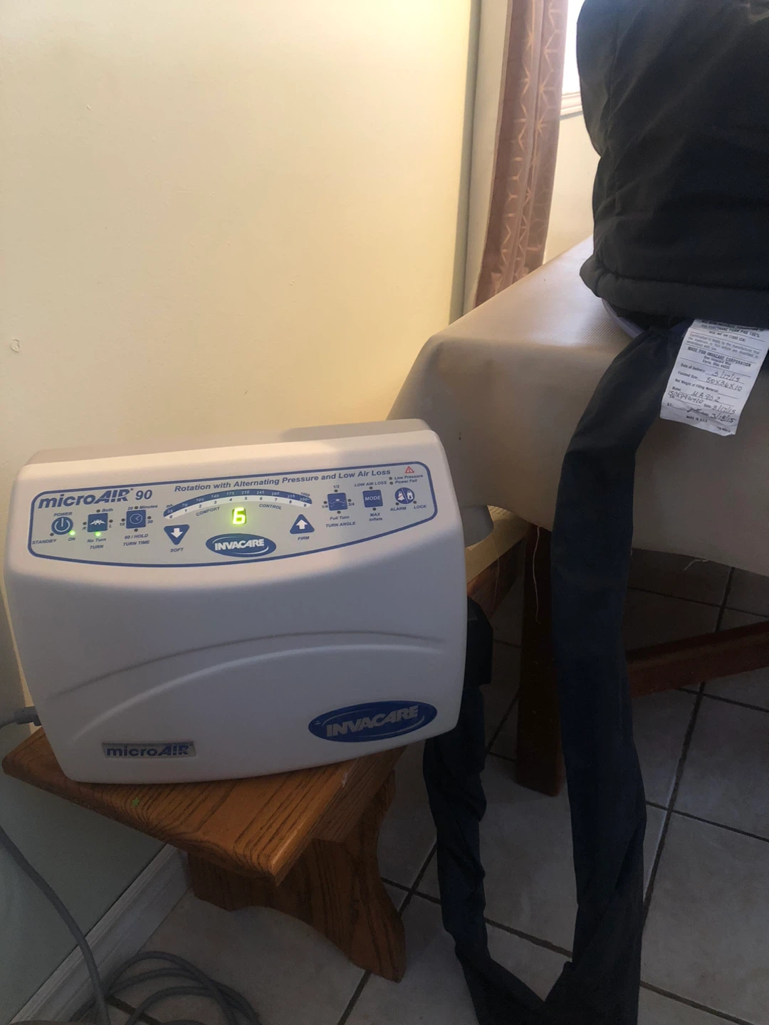 Invacare microAIR MA900 Low Air Loss mattress and Pump - photo 4