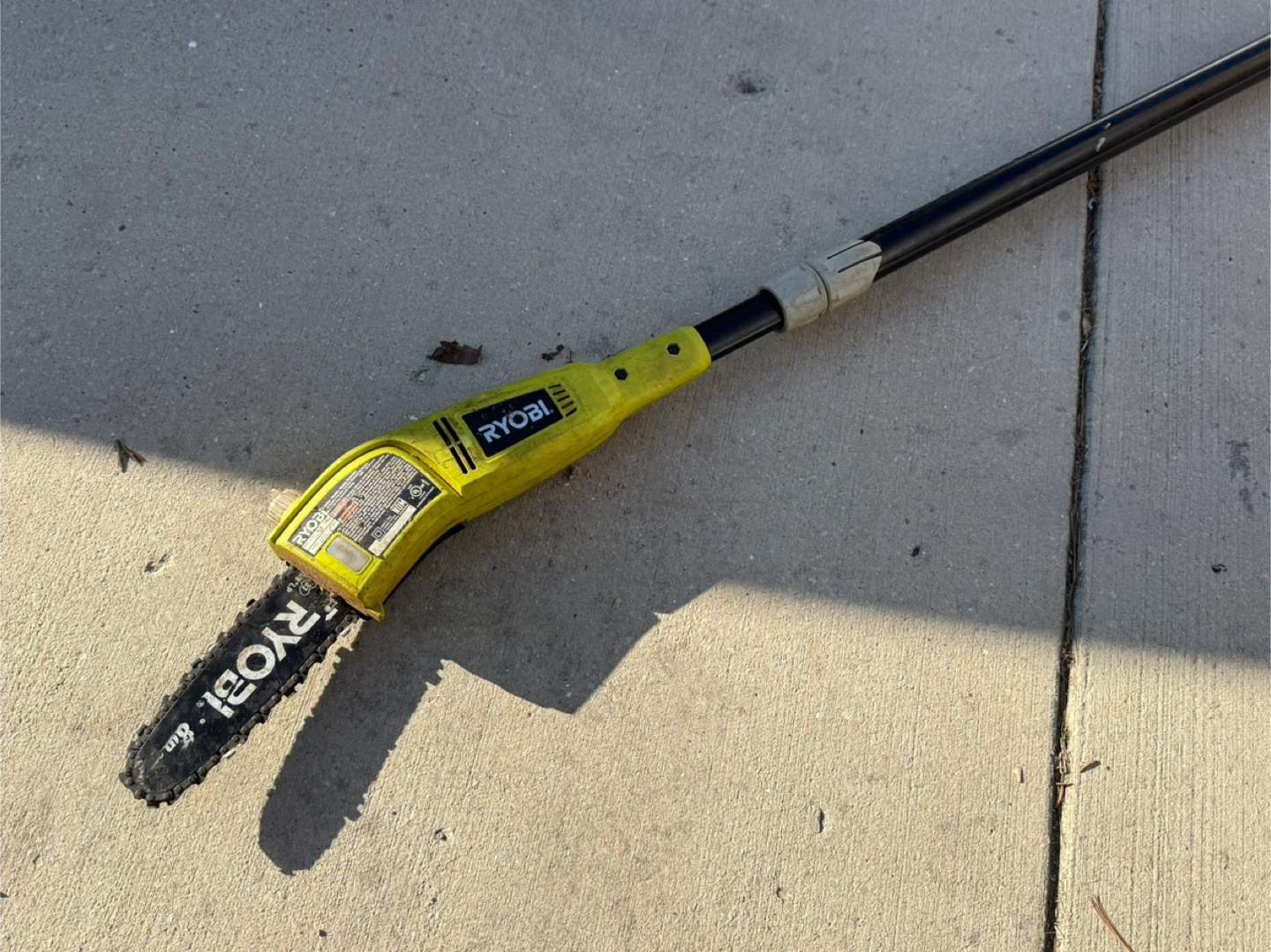 Ryobi Electric Pole Saw 8 in - photo 3