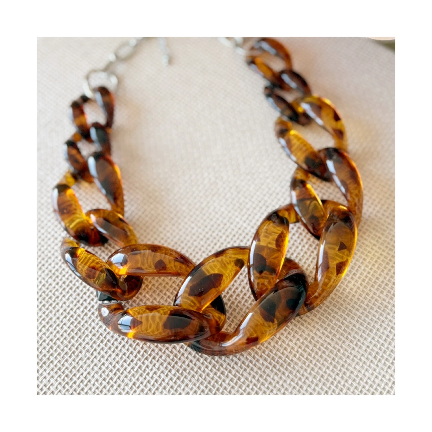 Tortoiseshell Chain Necklace