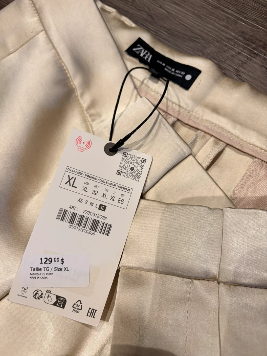 BNWT Satin Zara Cream Wide Leg Trousers - Size XL - photo 2
