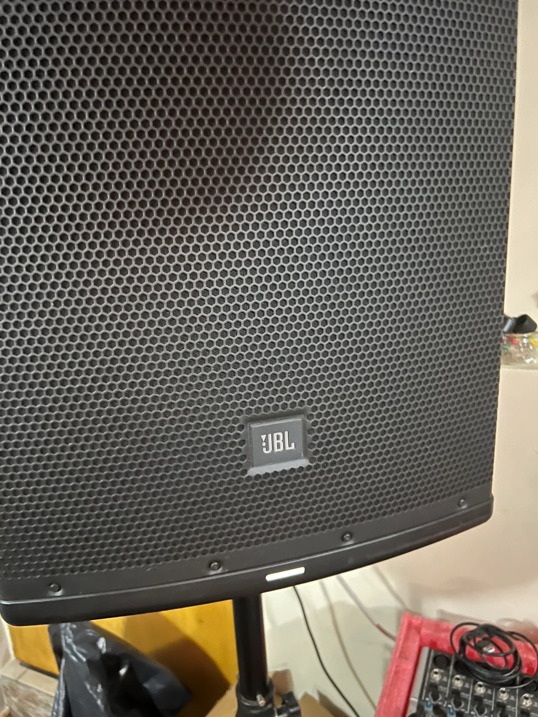 JBL EON610 Professional Powered Speaker - photo 2