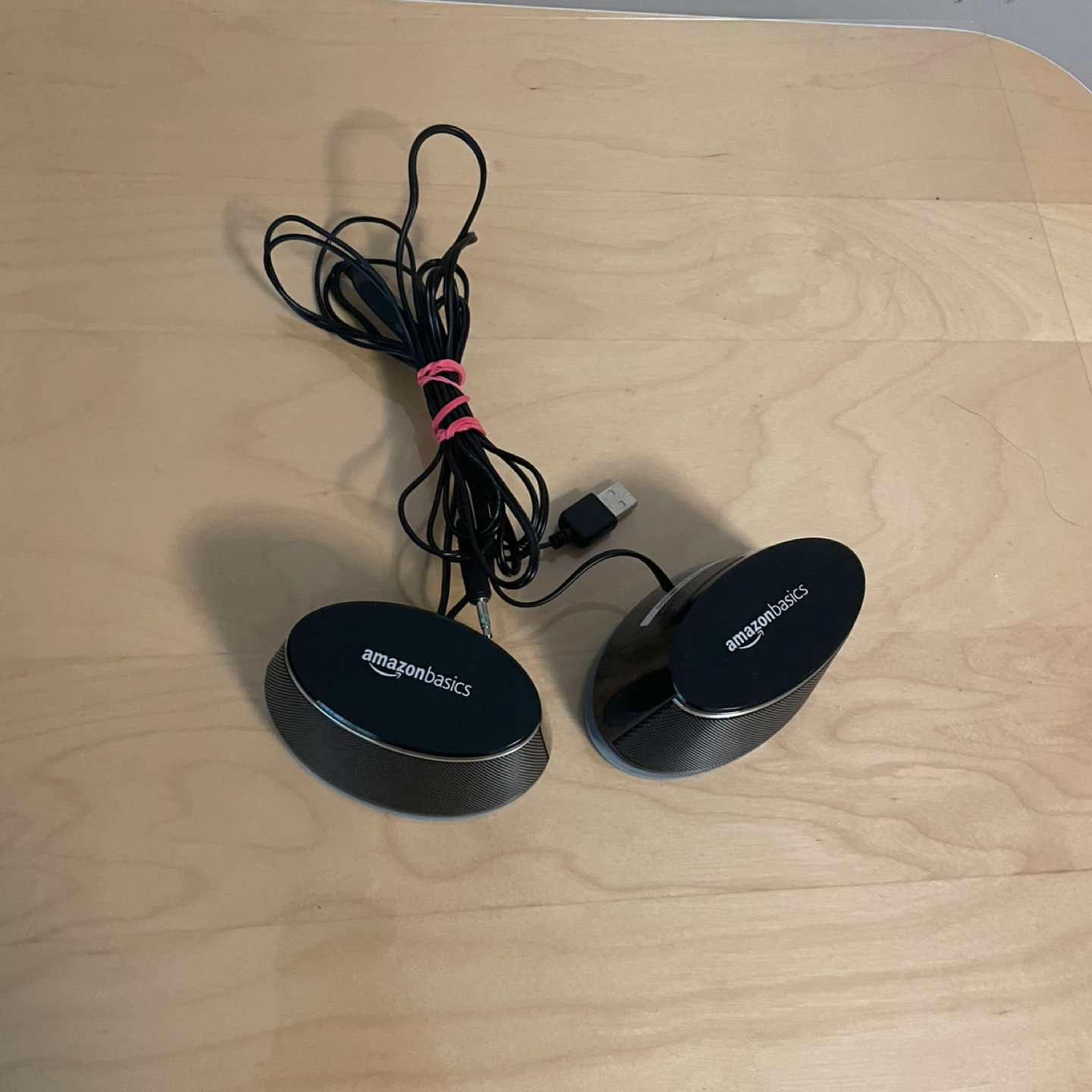 AmazonBasics Computer Speakers - photo 2