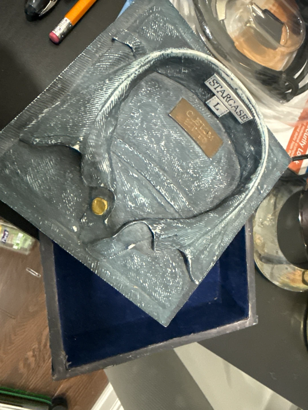 Starcase Custom Fitted Shirt Display - Size L - photo 2