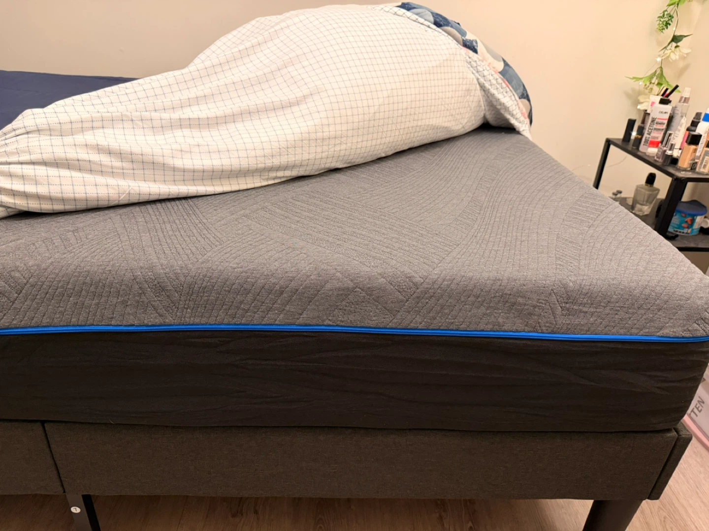 Twolike Full Mattress - Medium Firmness  10 Inch in size