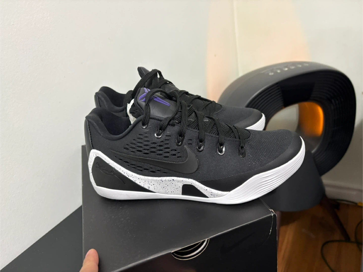 Nike kobe 9 away size 8.5 - photo 3