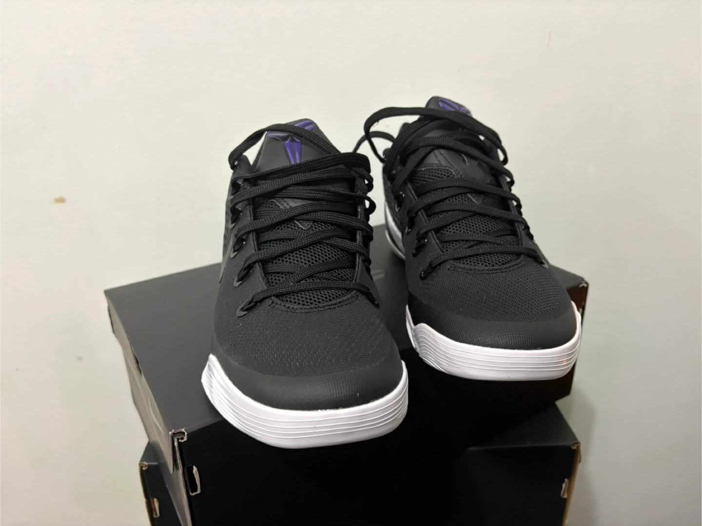 Nike kobe 9 away size 8.5 - photo 2