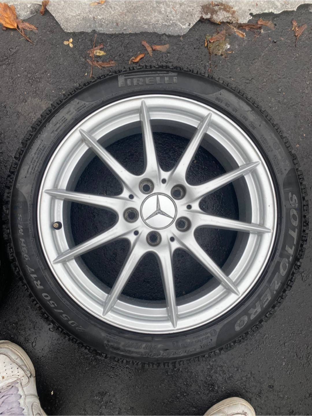 Mercedes-Benz Rims with Pirelli Sottozero Tires