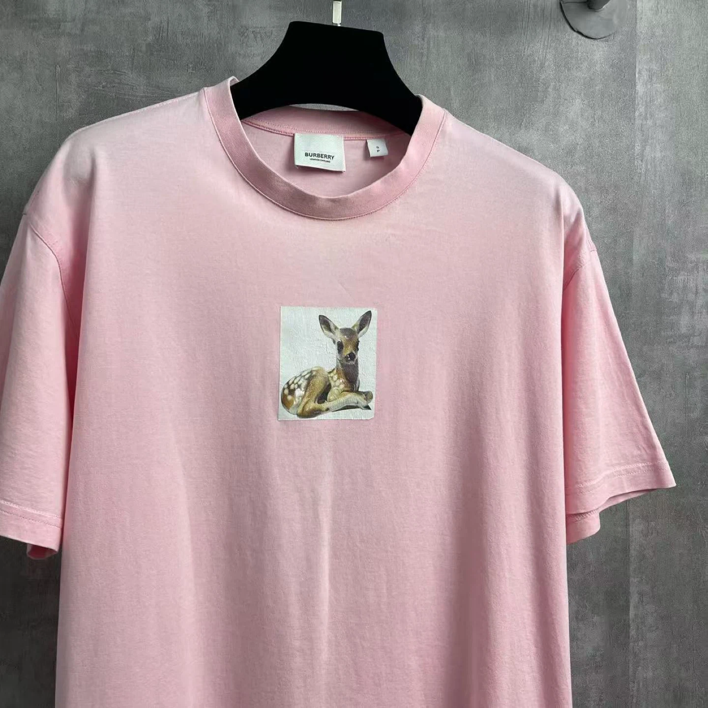 Burberry Pink Deer Graphic T-Shirt - Size M - photo 2