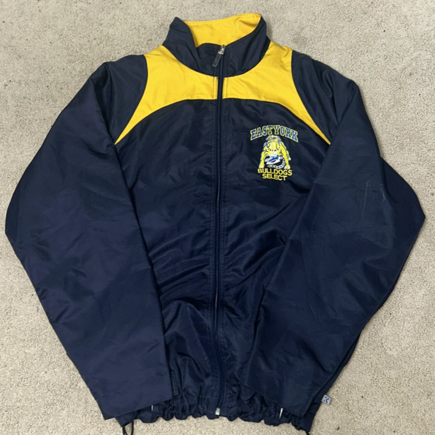 thrifted windbreaker zip