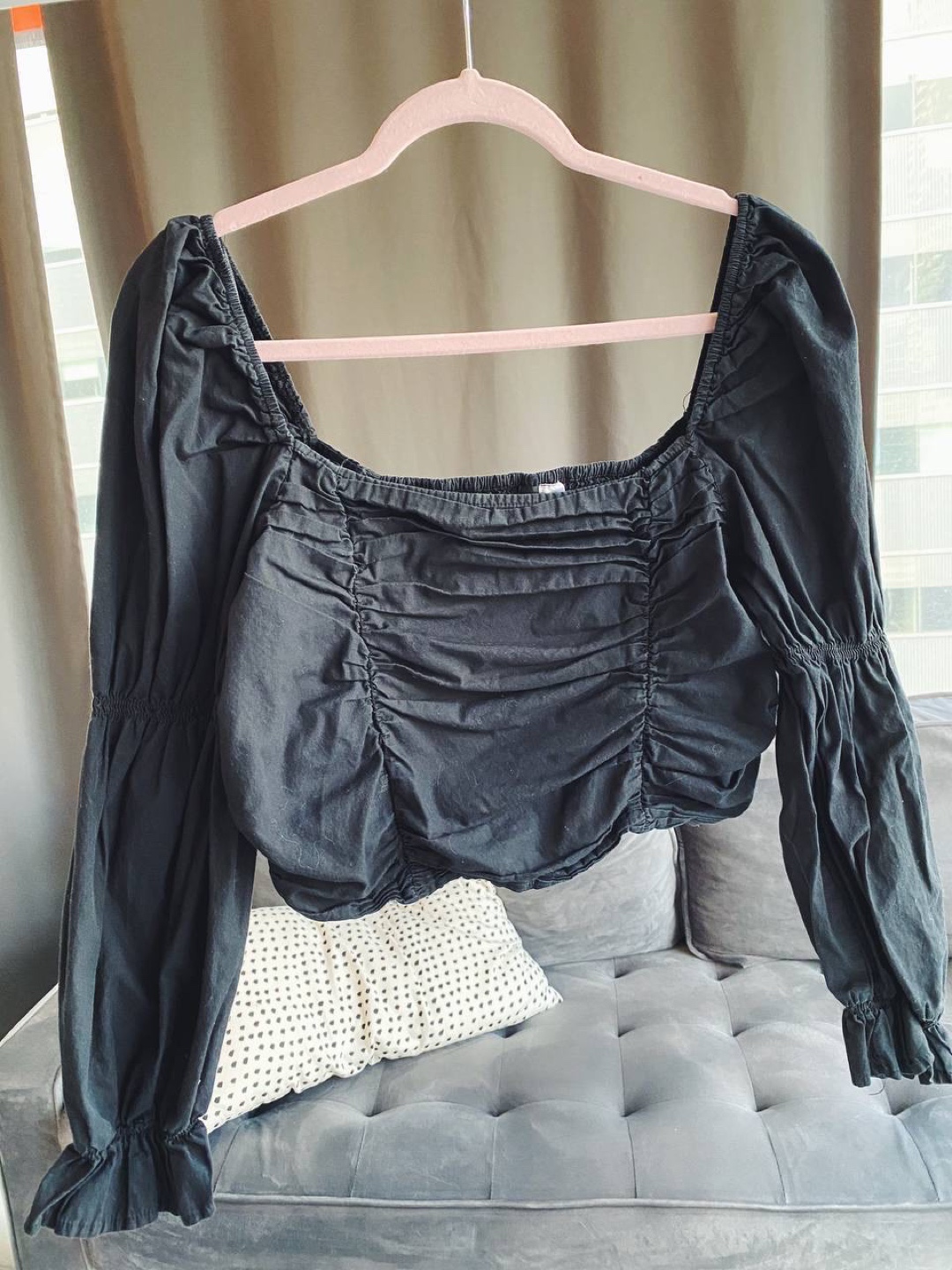 H&M Black Long Sleeve Crop Top - Size L