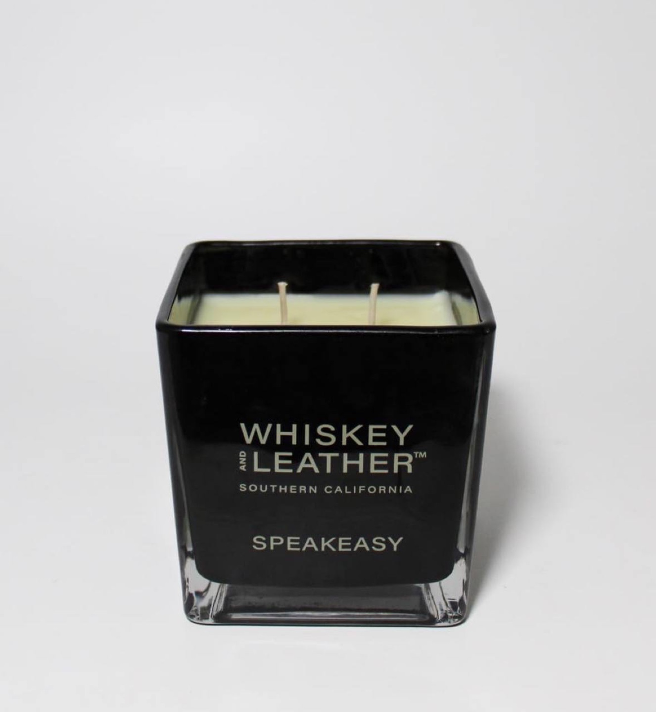 Whiskey & Leather Speakeasy Candle - photo 2