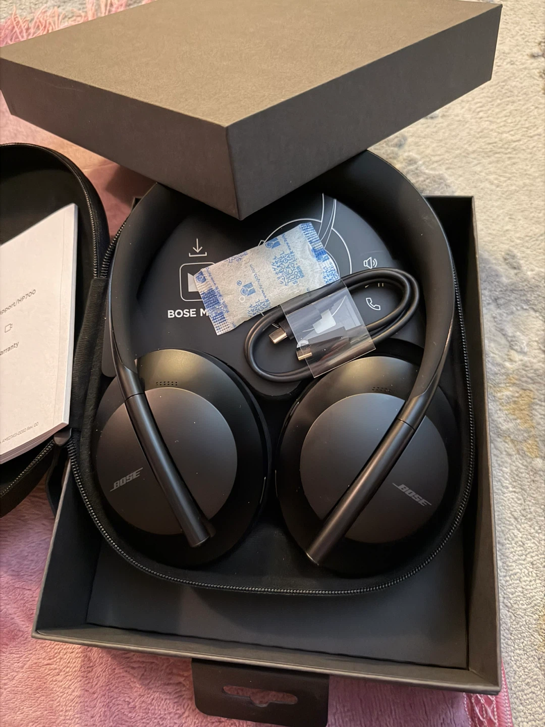 Bose Noise Cancelling Headphones 700 - Black - photo 2