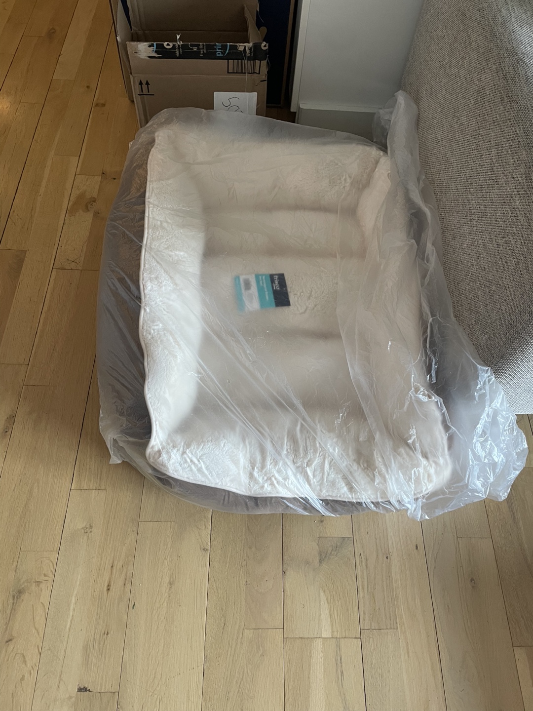 Free - Brand New Bolster Dog Bed - Large - 32 x 26 Inches - photo 5