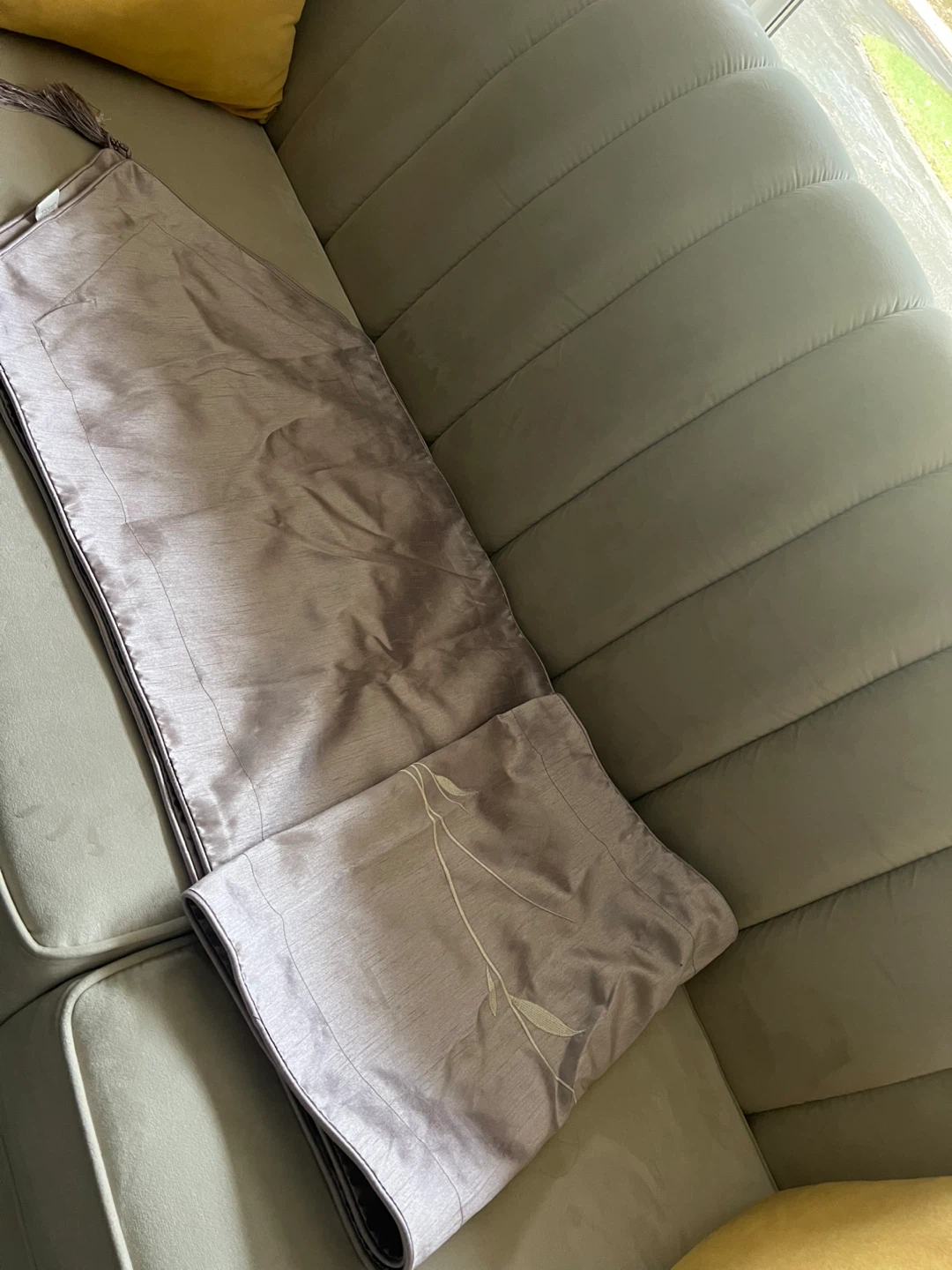 Early’s of Witney Table Runner - Lilac - photo 3