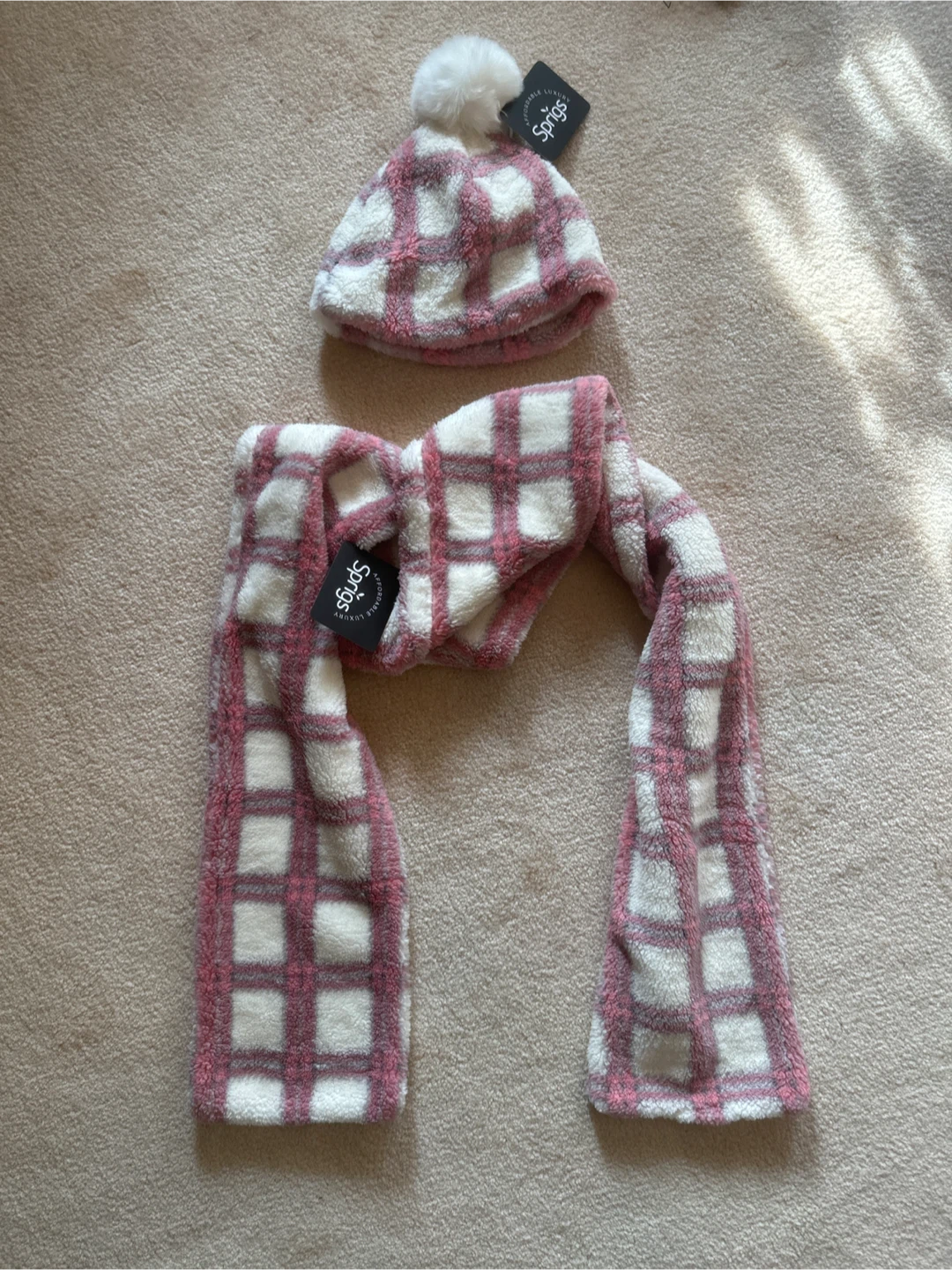 Sprigs Hat and Scarf Set