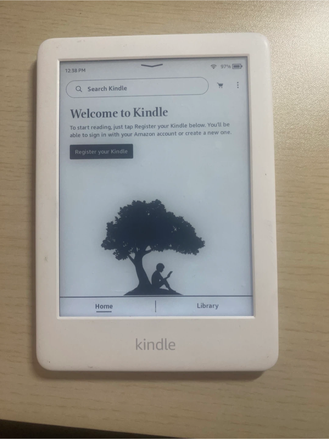 Hardly Used 10th Generation White Amazon Kindle E-reader