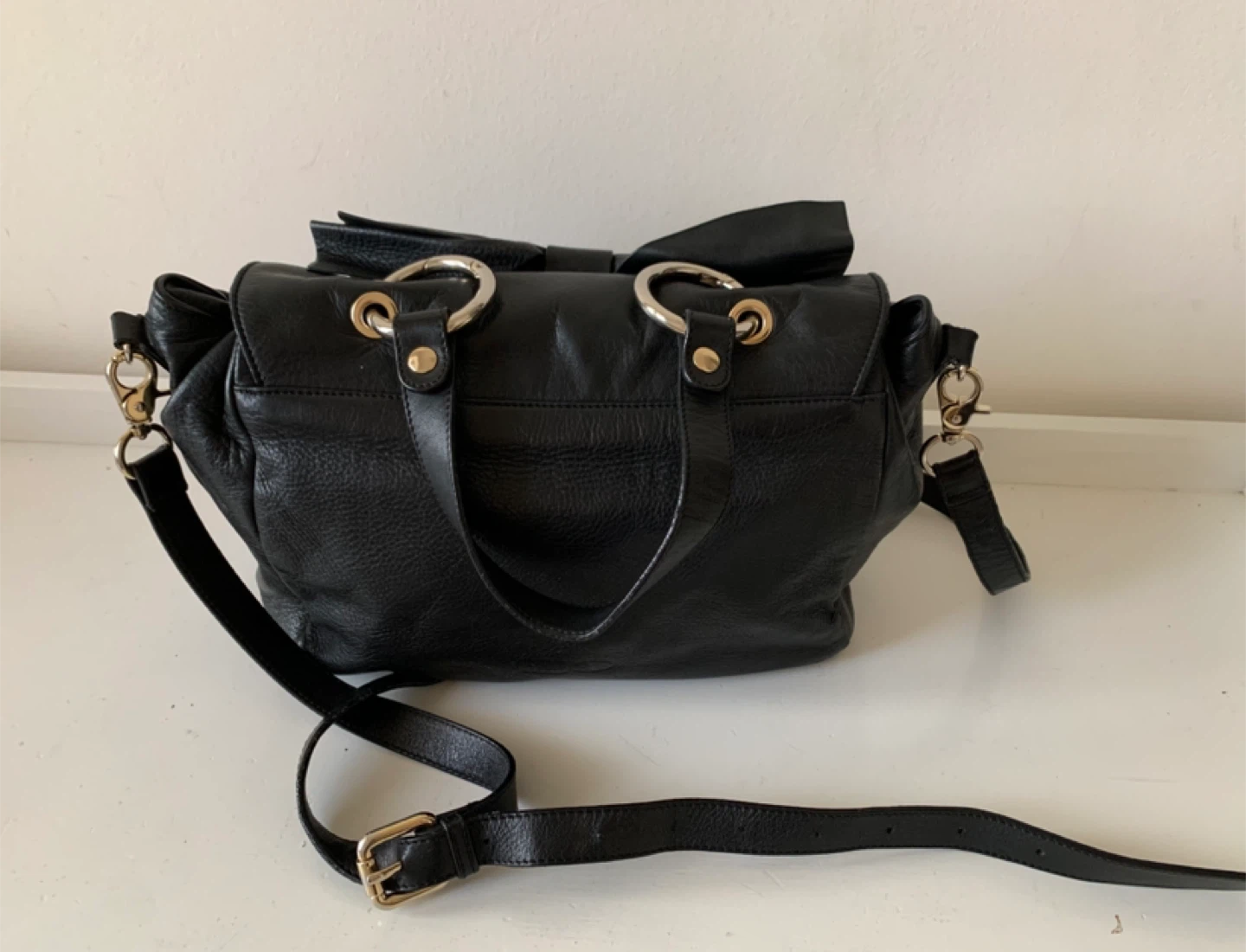 Red Valentino Black Leather Bow Satchel - photo 2