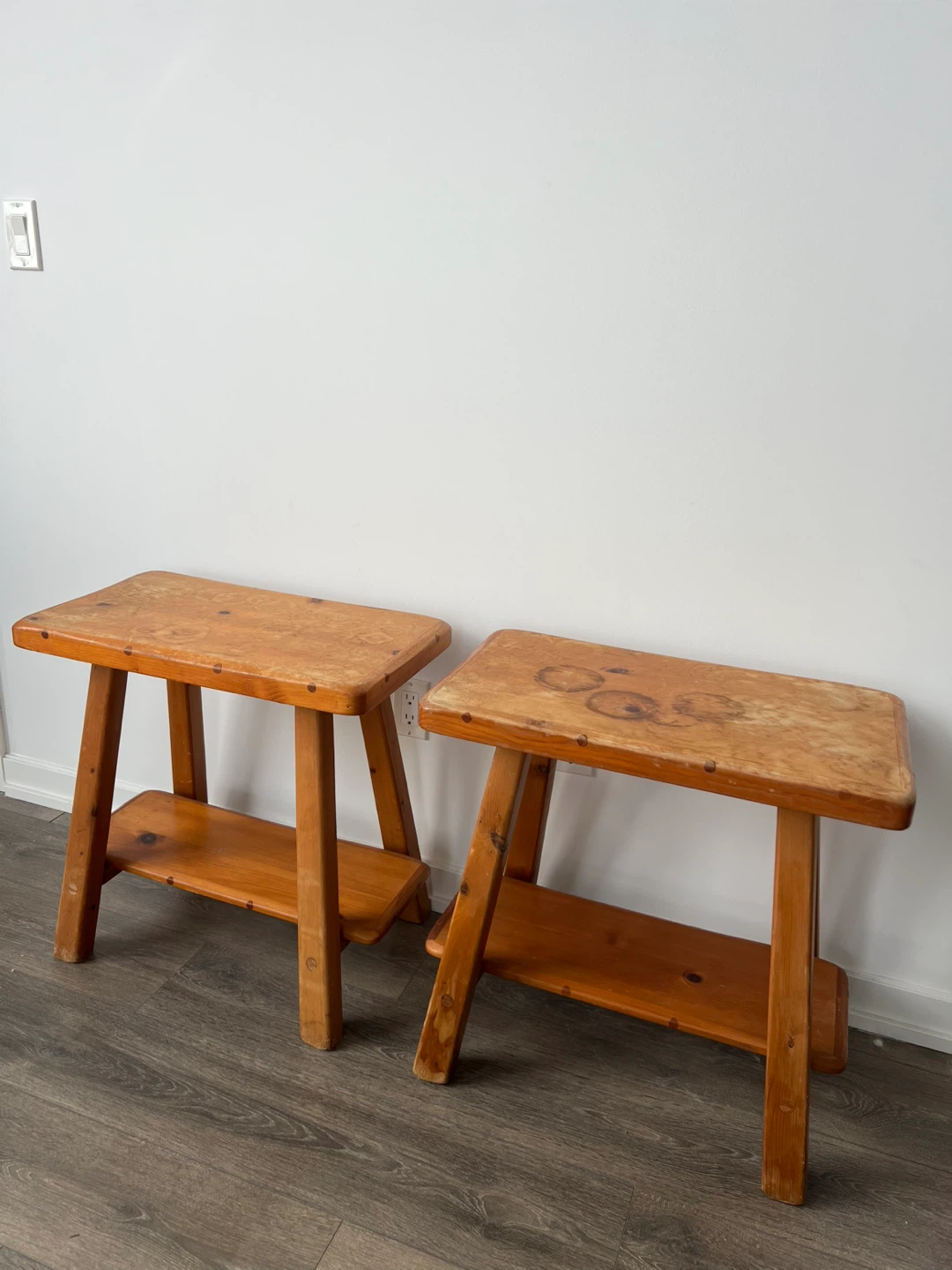 Solid Wood Coffee Table with Two Matching Nightstands - photo 3
