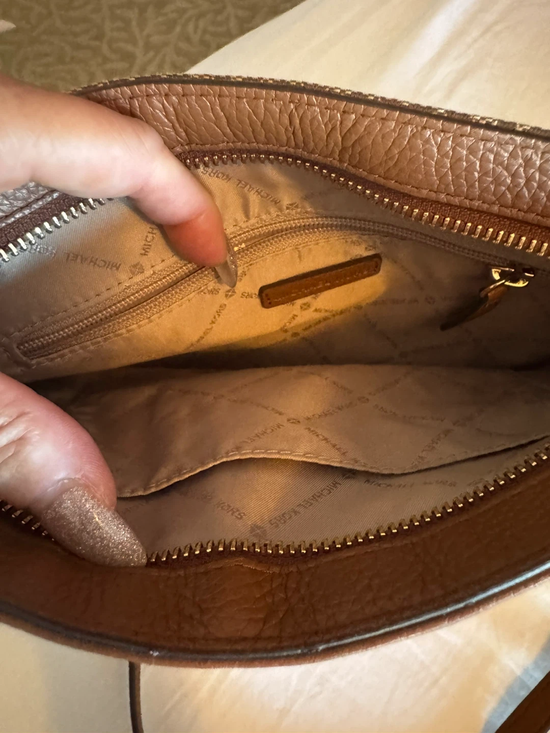 Michael Kors Crossbody Bag - photo 2